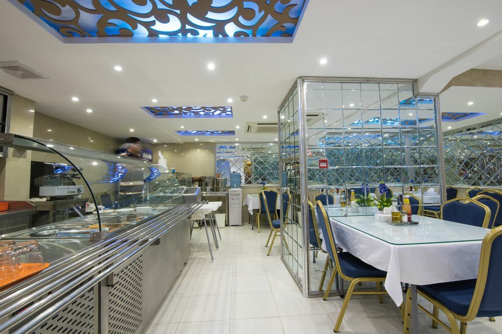 Victoria Hotel Dubai Exterior photo
