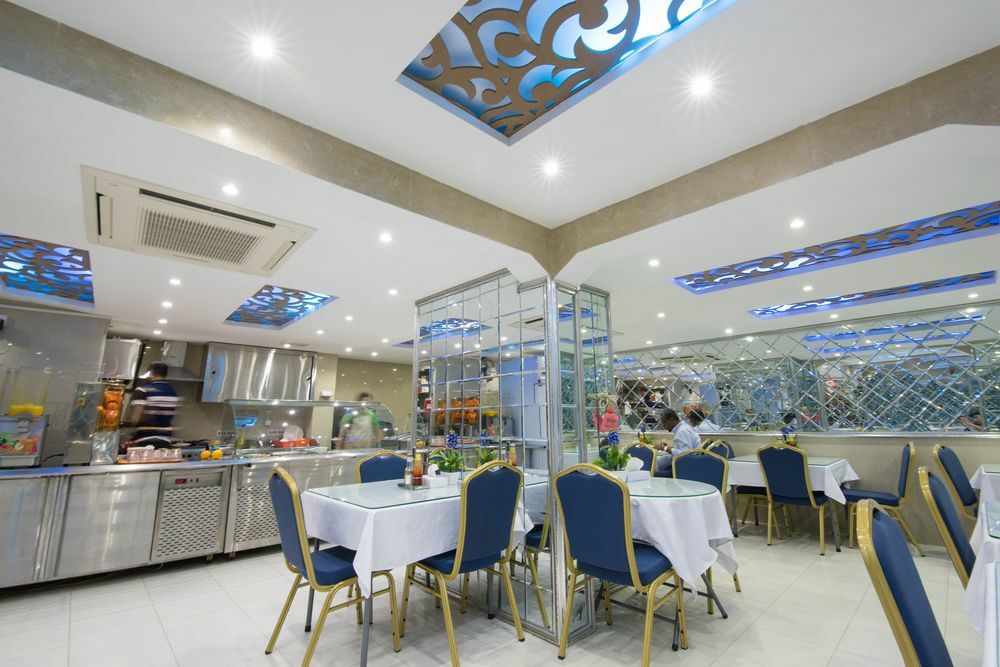 Victoria Hotel Dubai Exterior photo